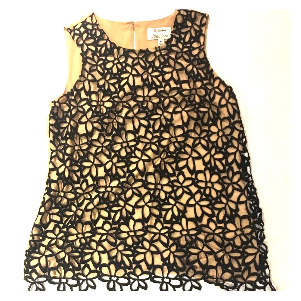 Women’s sleeveless blouse -Limited edition